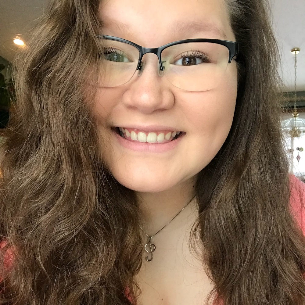 Meet your Posher, Alma grace